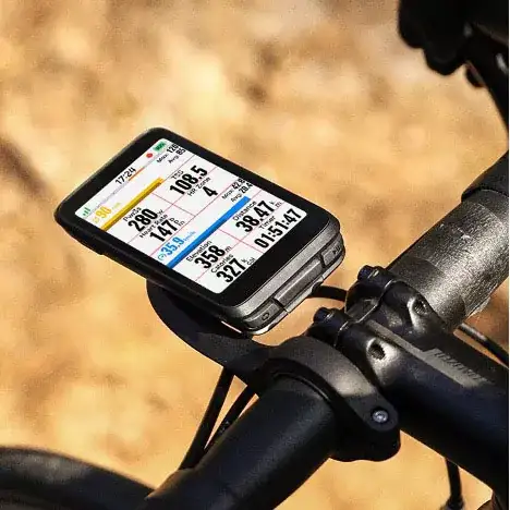 आउटडोअर डिस्प्लेसाठी ट्रान्सफ्लेक्टीव्ह टीएफटी मॉड्यूल का आदर्श आहे